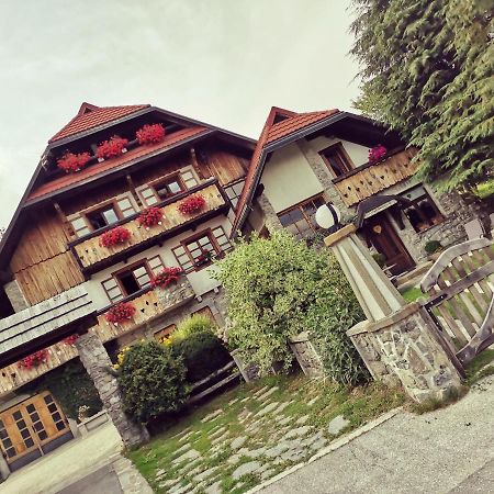 Apartma Alpski Vrt Vojsko Buitenkant foto